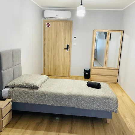 Route 65 Apartment *